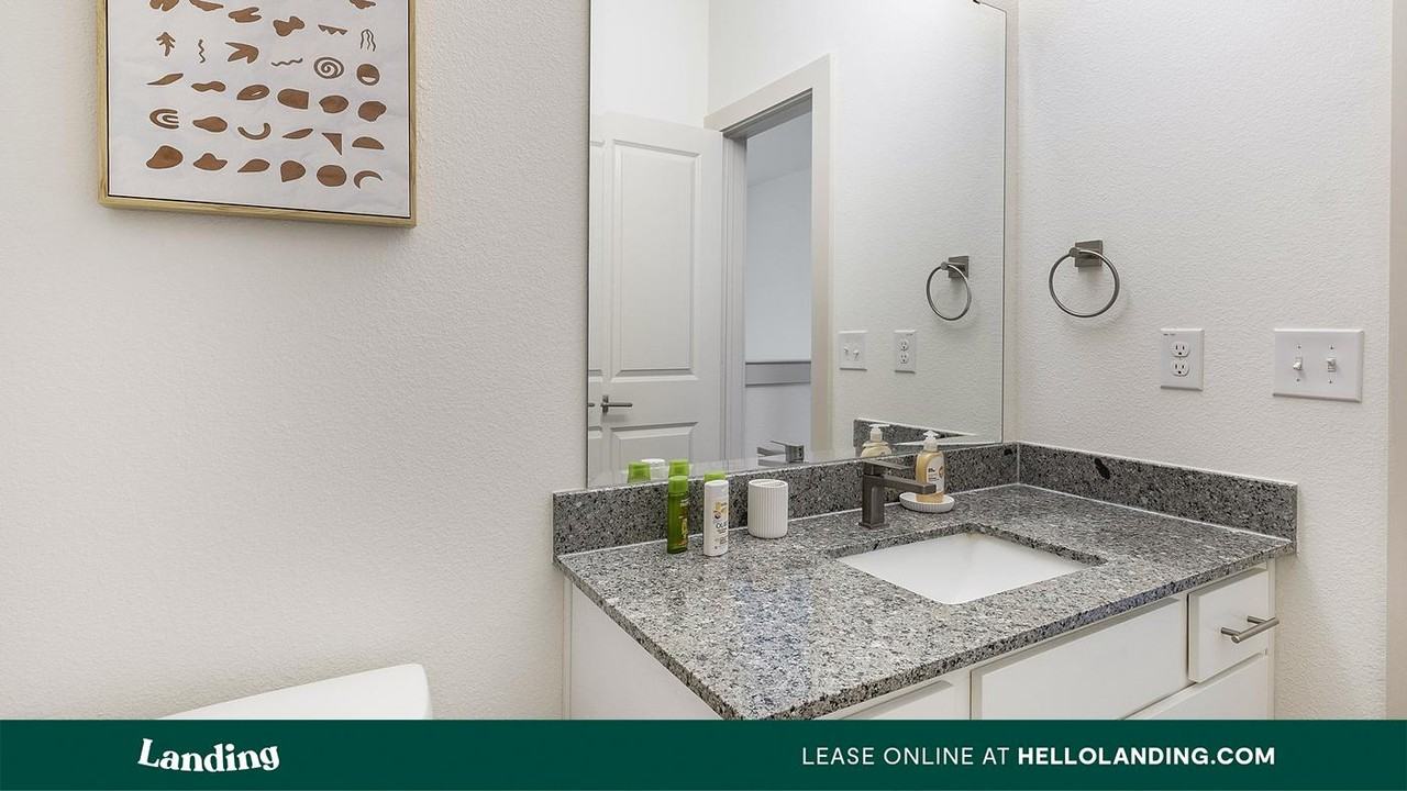 19240 Stokes Rd - Photo 3 of 50