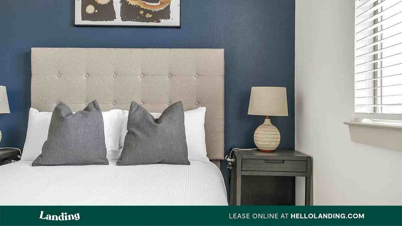 19240 Stokes Rd - Photo 5 of 50