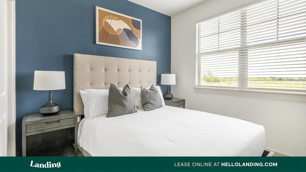 19240 Stokes Rd - Photo 7 of 50