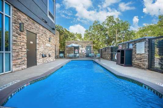 Q10 Property Advisors 2 of 4