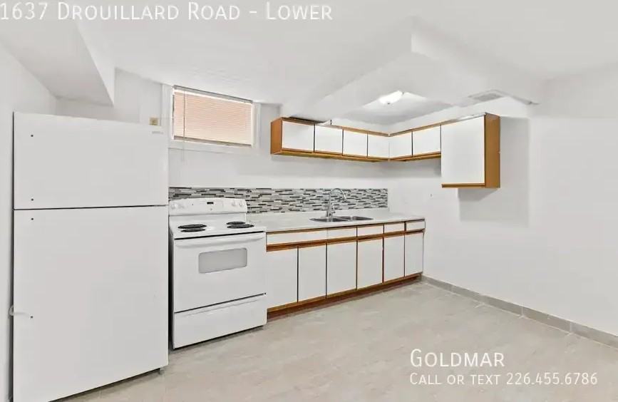 1637 Drouillard Rd - Photo 2 of 17