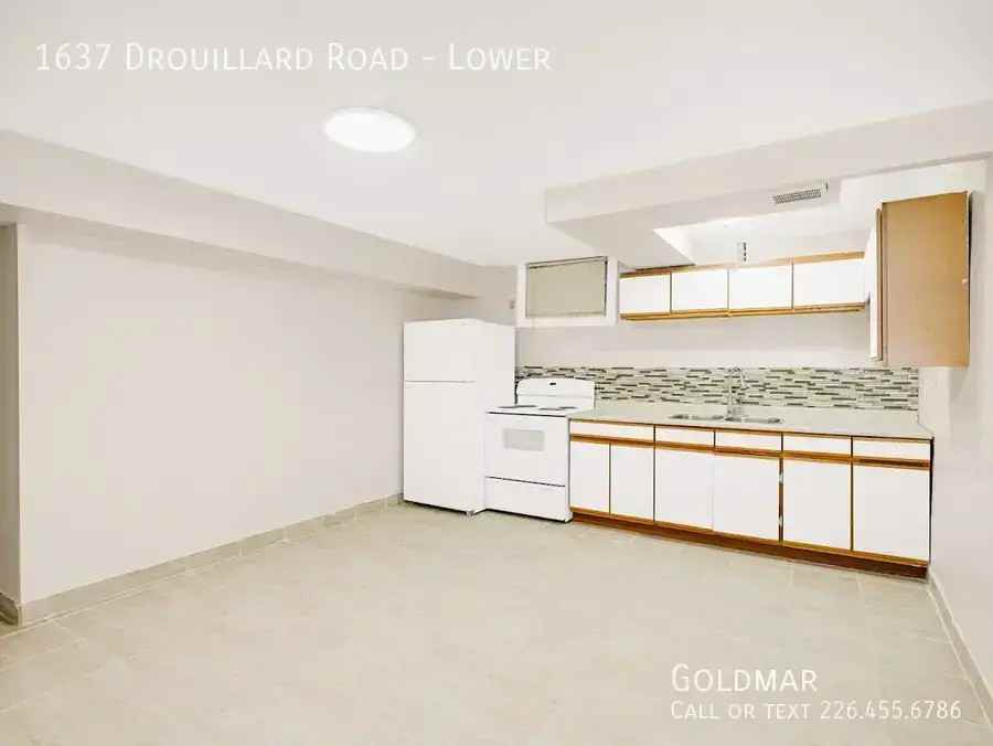 1637 Drouillard Rd - Photo 3 of 17