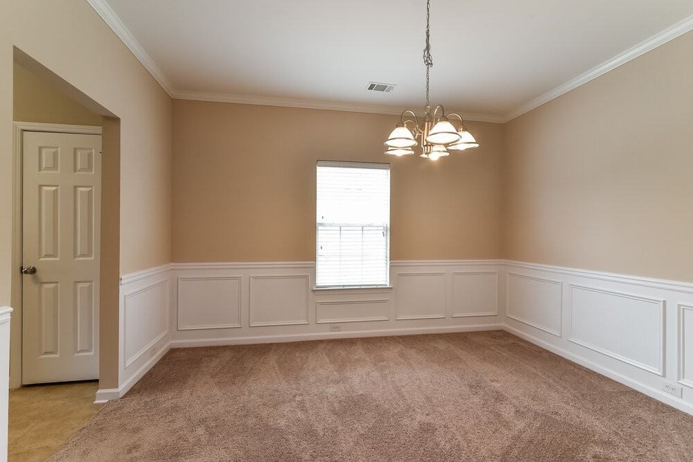 4935 Mundy Court - Photo 6 of 17