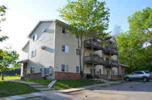 featured image of 1201 E Bell Ave