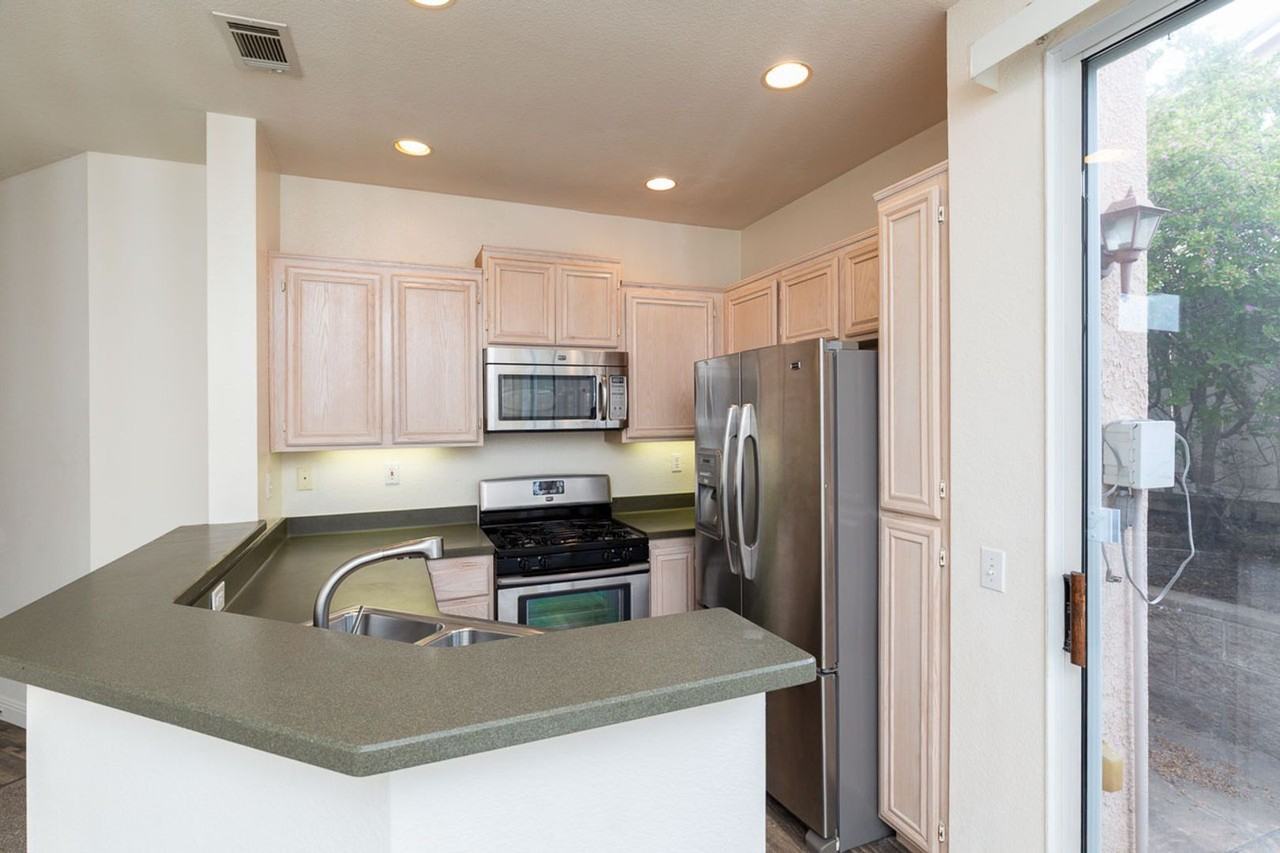 10935 Caminito Arcada - Photo 3 of 21