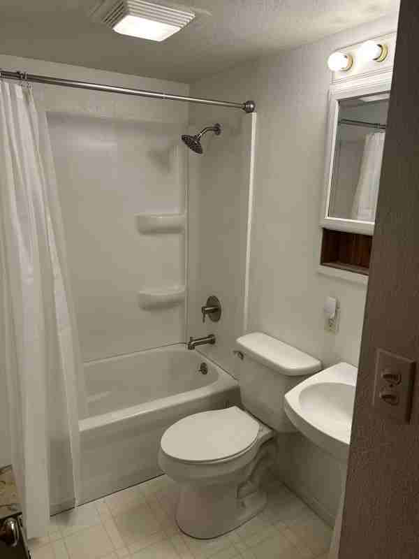 403 Lake St - Photo 2 of 6