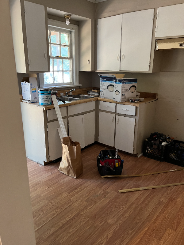 200 King St - Photo 2 of 8