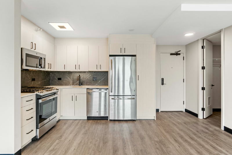 1892 W Ogden Ave #1892WOGDEN - Photo 2 of 18