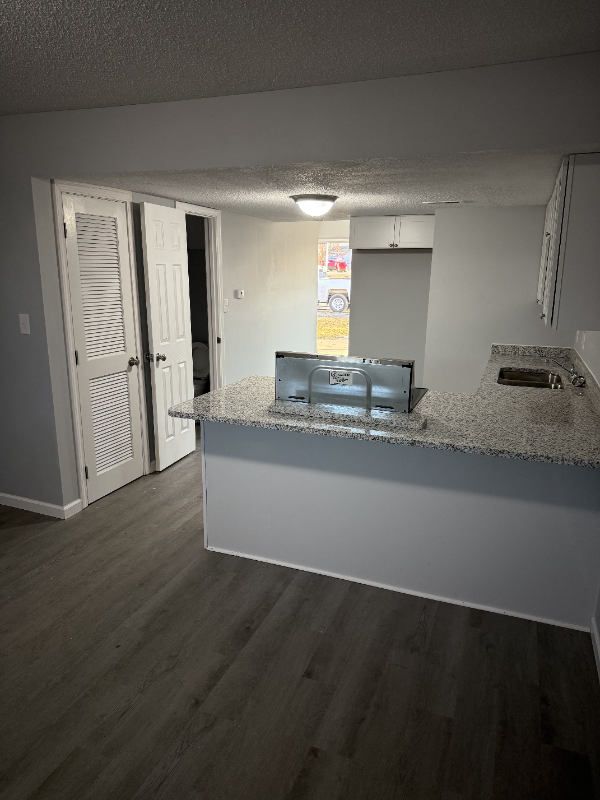 818 Tanner St - Photo 3 of 14