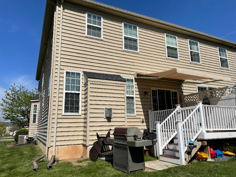 2089 Edgehill Dr - Photo 3 of 20