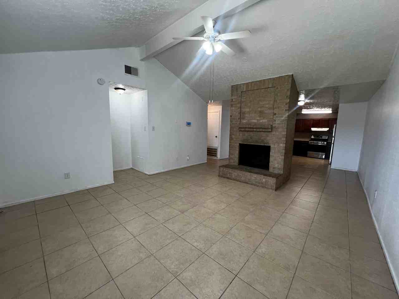 5434 Parkridge Dr - Photo 2 of 14