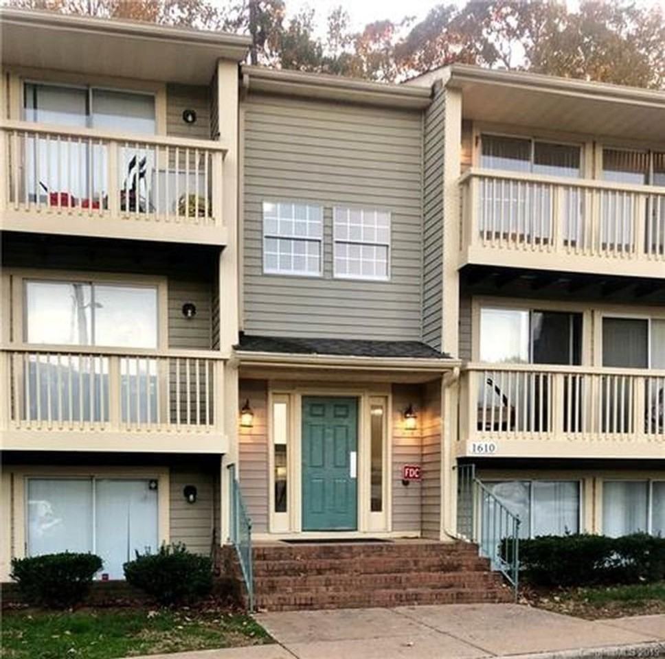 1610 Arlyn Cir