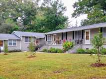 Woodlawn Court Apartments - Photo 1 of 1