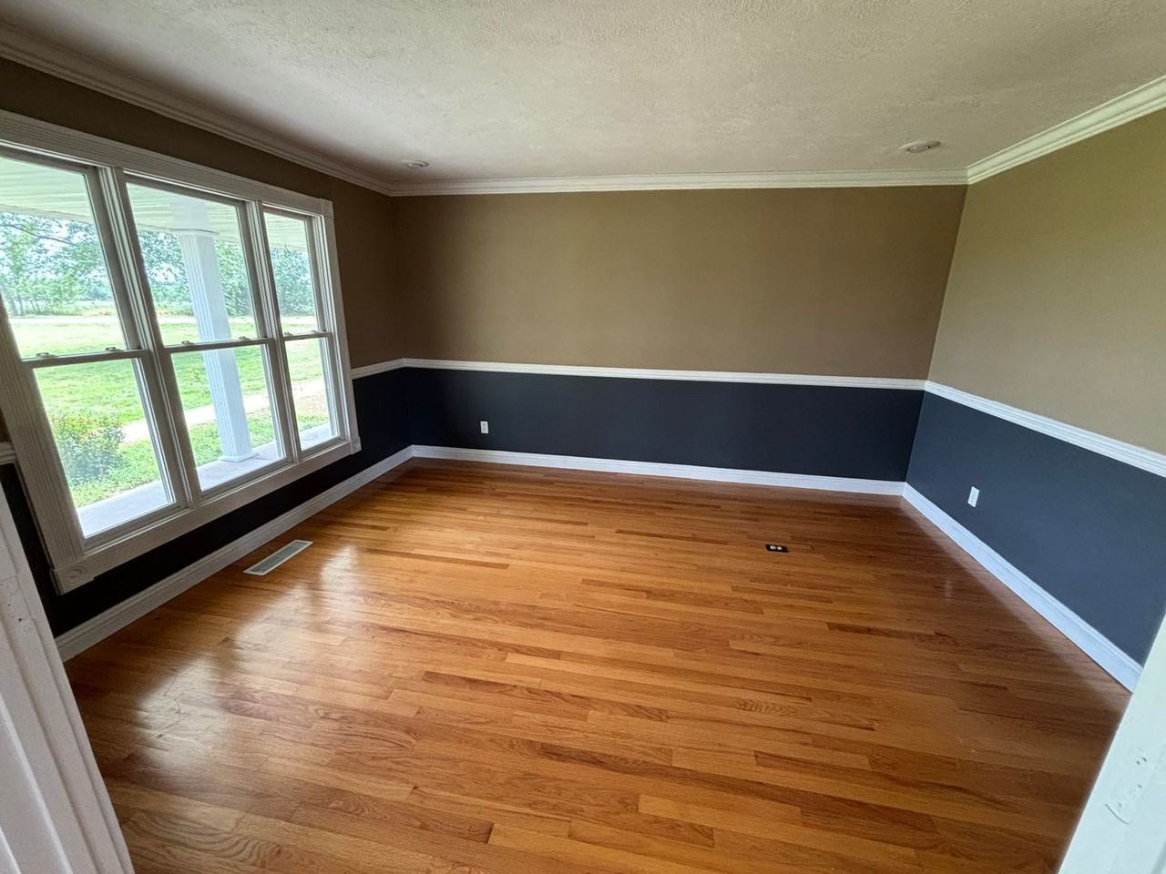 1855 Brush Creek Rd - Photo 4 of 24