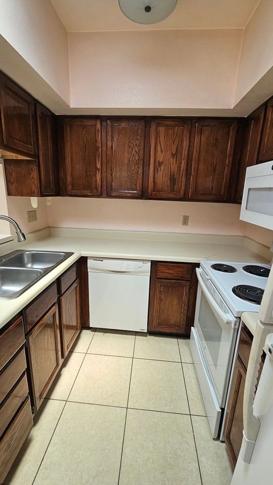 5945 E Sun County Blvd - Photo 2 of 13
