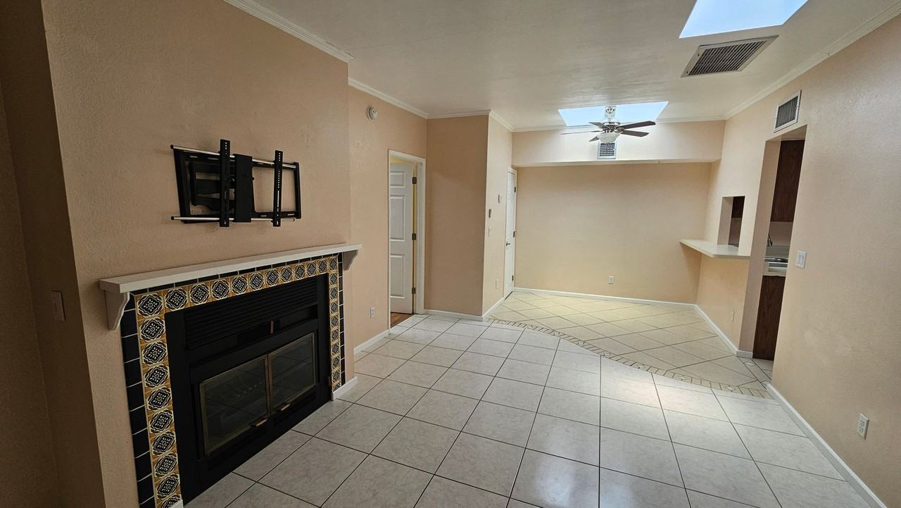 5945 E Sun County Blvd - Photo 4 of 13