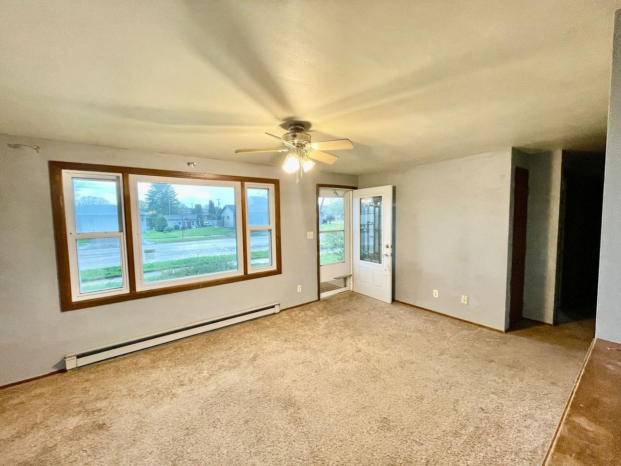 2523 N 25th St - Photo 3 of 13