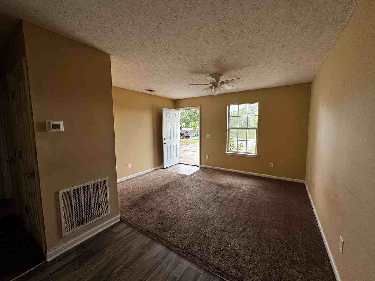 3205 E 2nd Ct - Photo 2 of 6