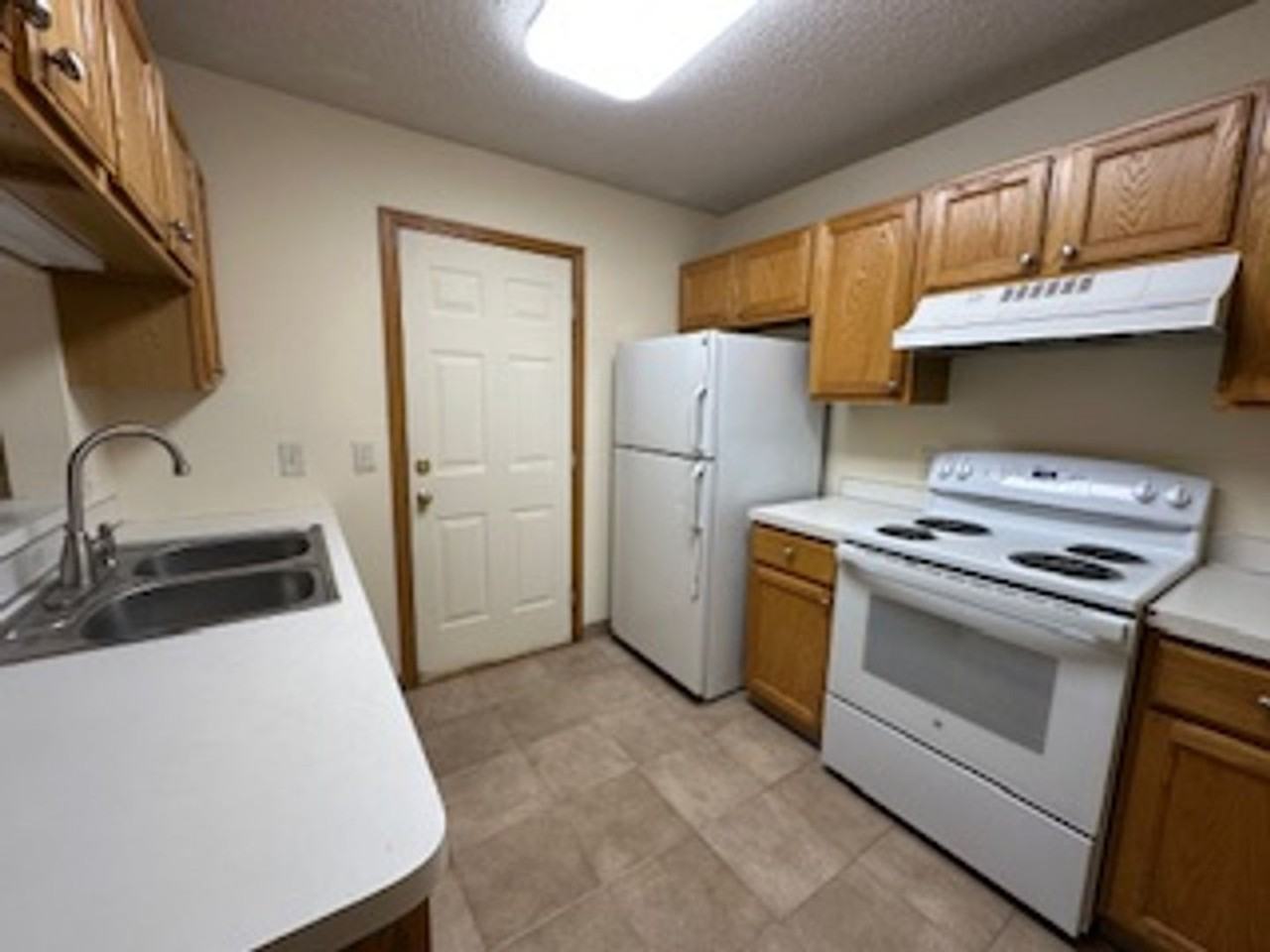 14764 Excelsior Ln #2 - Photo 2 of 17