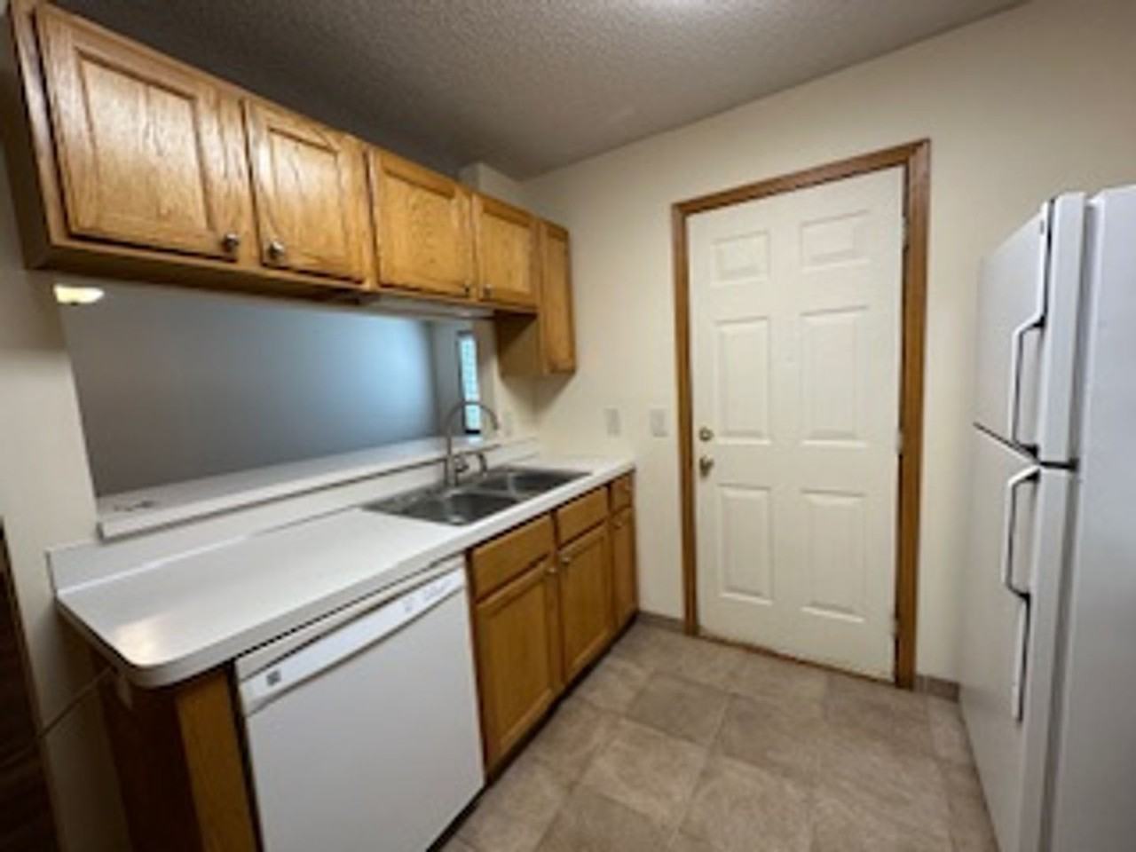 14764 Excelsior Ln #2 - Photo 4 of 17