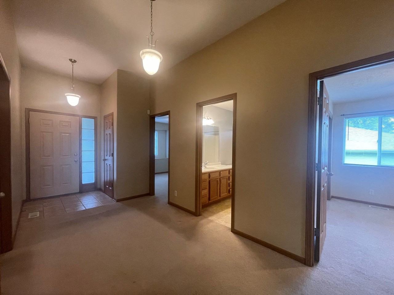 2309 Aberdeen Dr - Photo 3 of 17