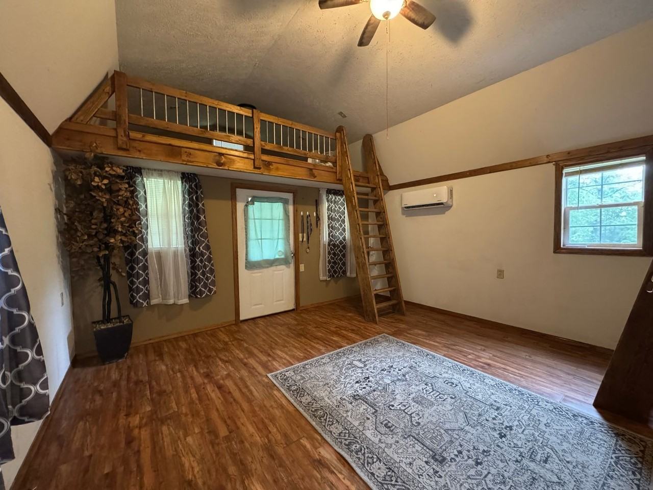 22435 Restful Ln - Photo 3 of 12