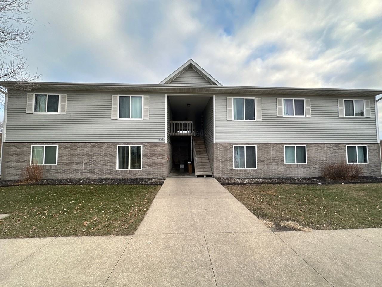 100 12th St Sw #3 - Photo 5 of 10