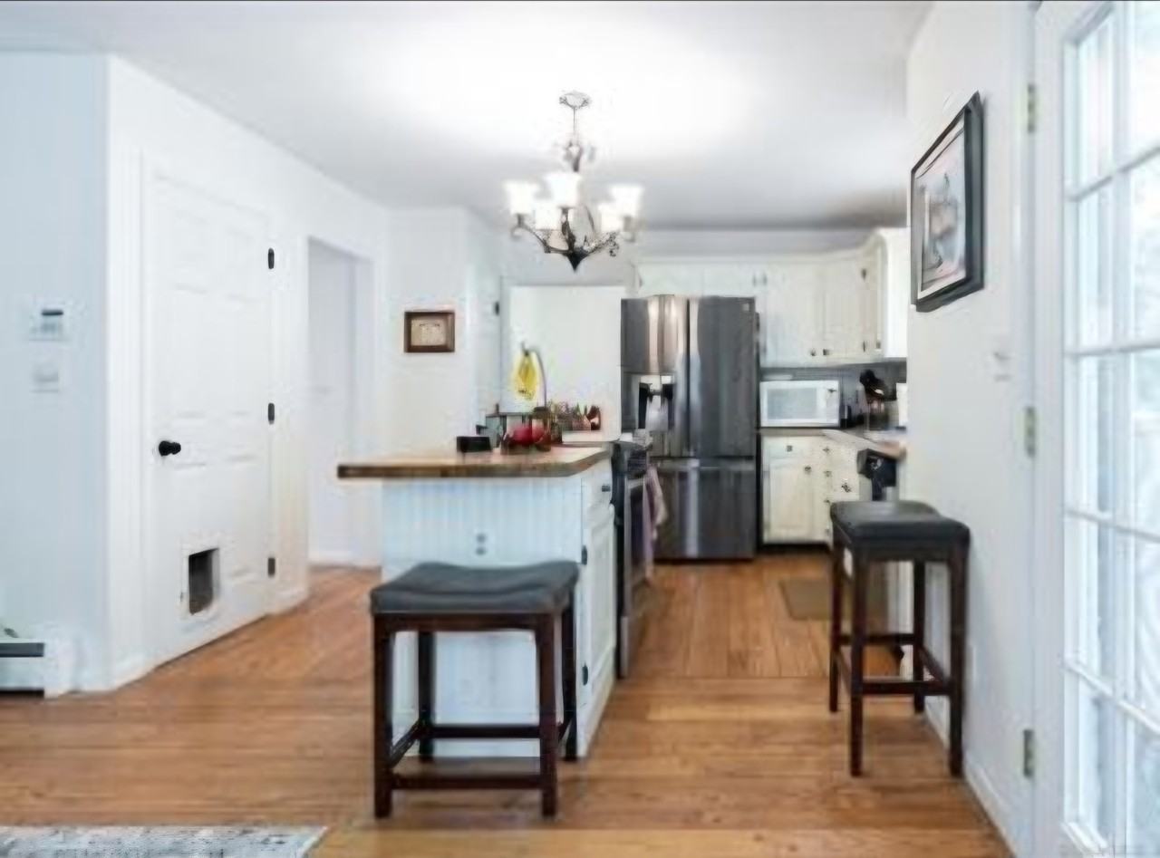 139 Stonefence Rd #NA - Photo 3 of 34