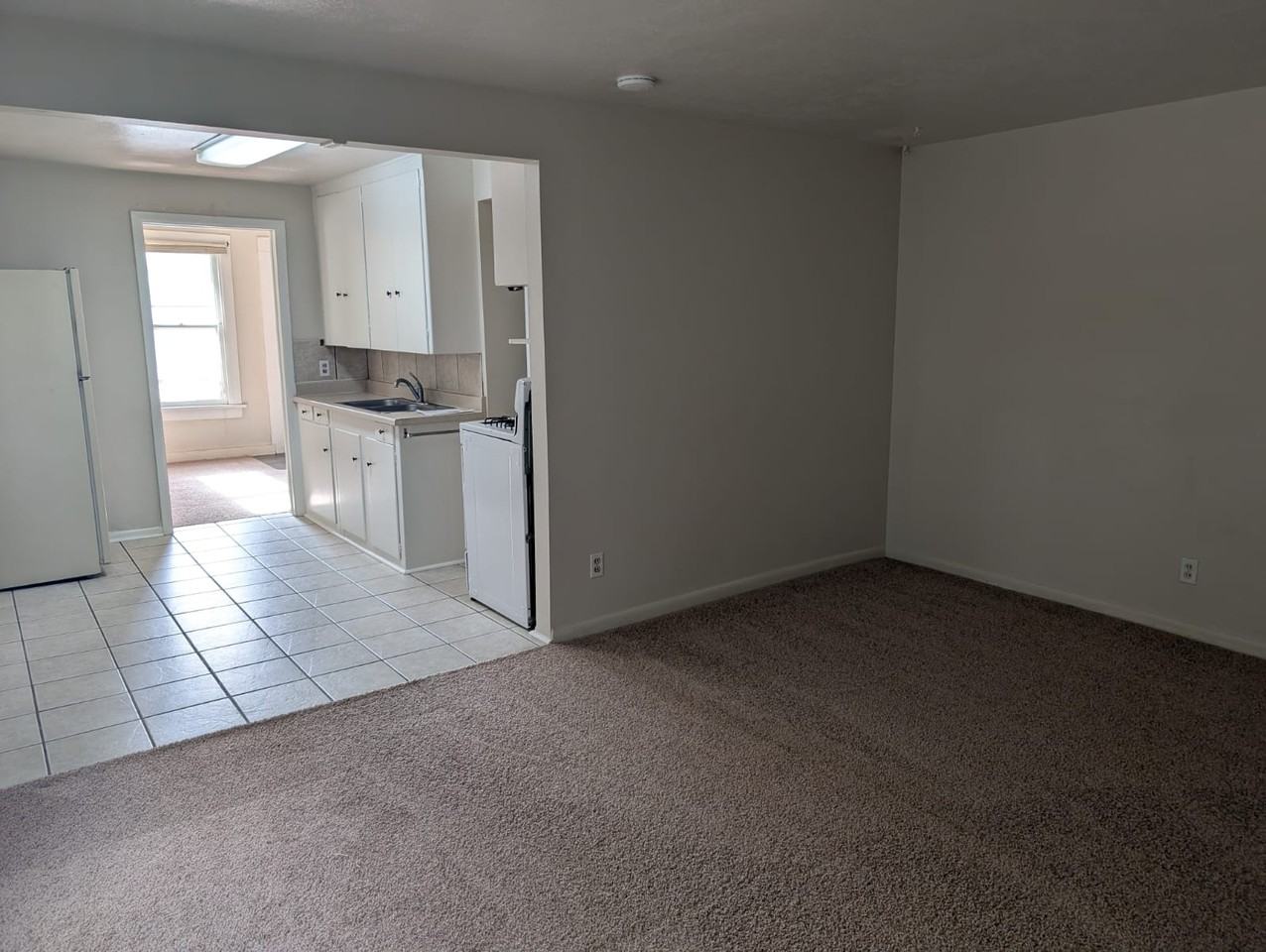 3827 S 48th St #2 - Photo 3 of 19