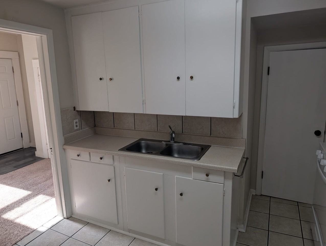 3827 S 48th St #2 - Photo 5 of 19