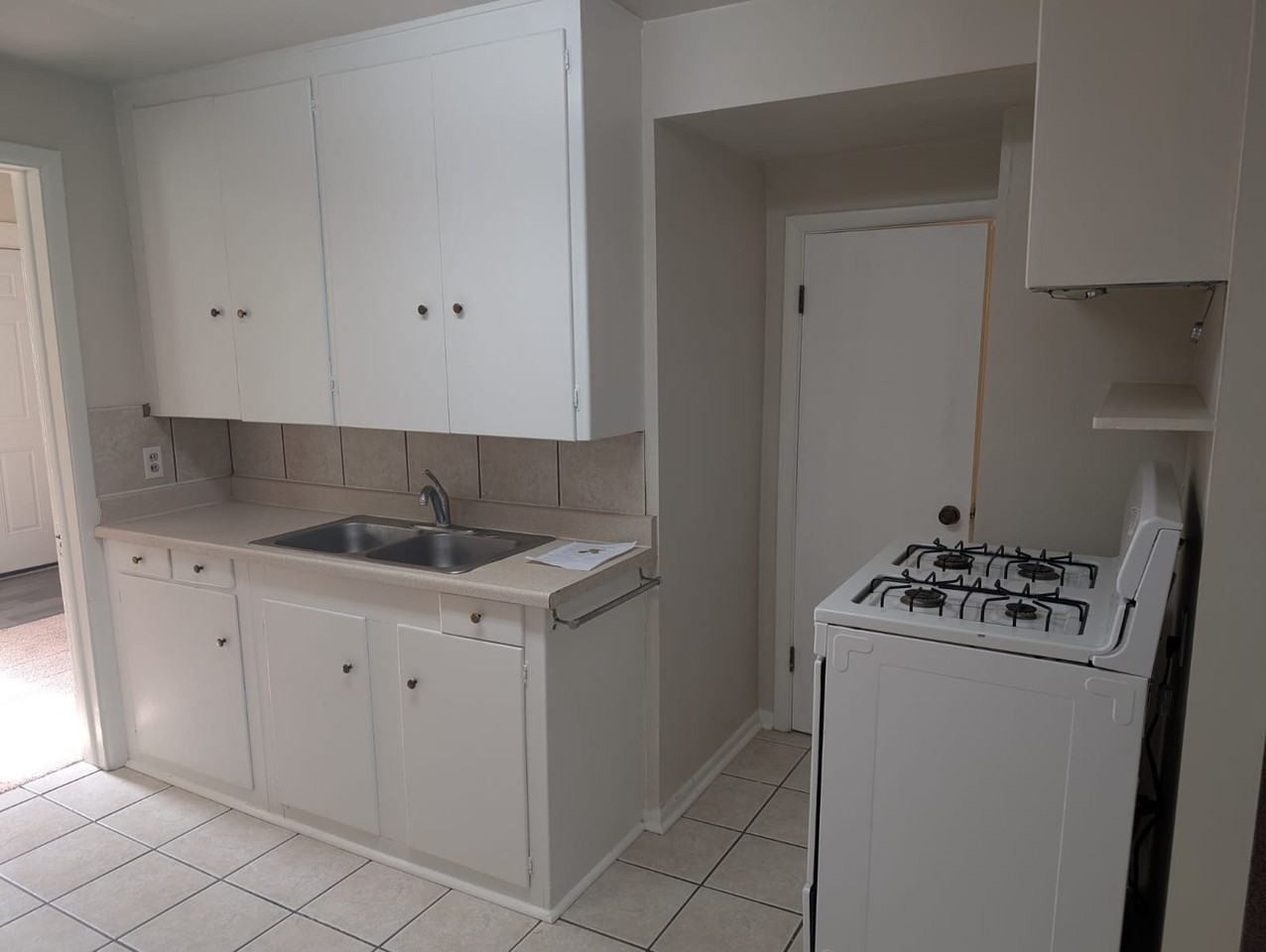 3827 S 48th St #2 - Photo 6 of 19