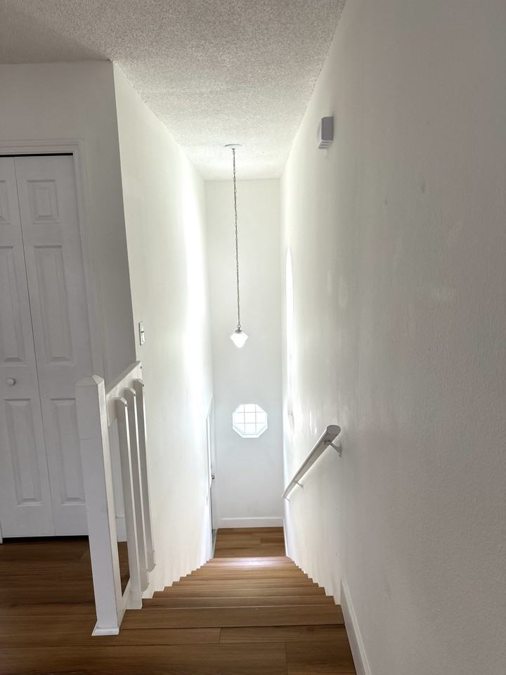 6020 Scotchwood Gln #210 - Photo 5 of 32