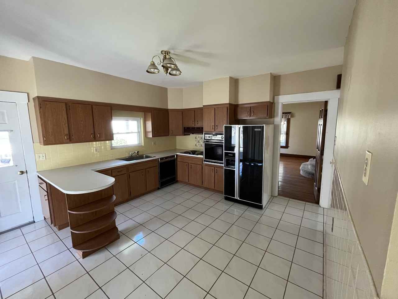 487 Andover St #NA - Photo 2 of 19