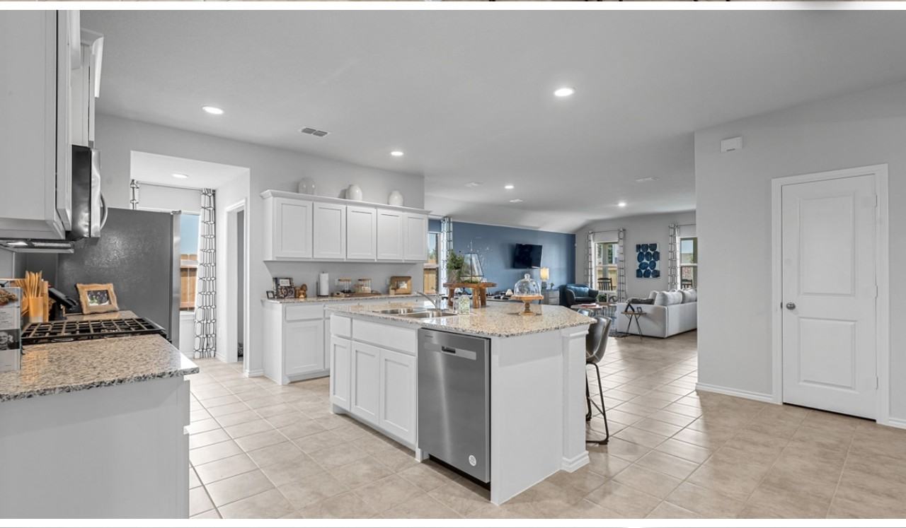 2104 Ranger Hill Ave #NA - Photo 2 of 4