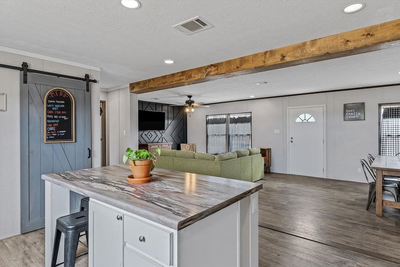 1308 Rs County Road 1310 #NA - Photo 3 of 18