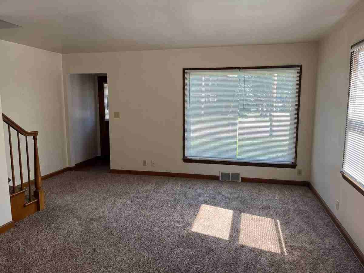 8357 Watertown Plank Rd #8357 - Photo 5 of 8