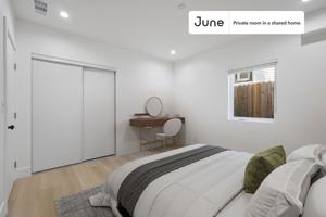 featured image of 1321 N June St #C