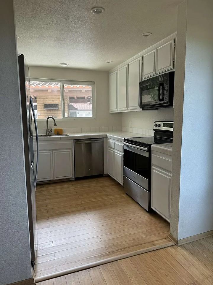 4245 Asher Street #17 - Photo 3 of 11