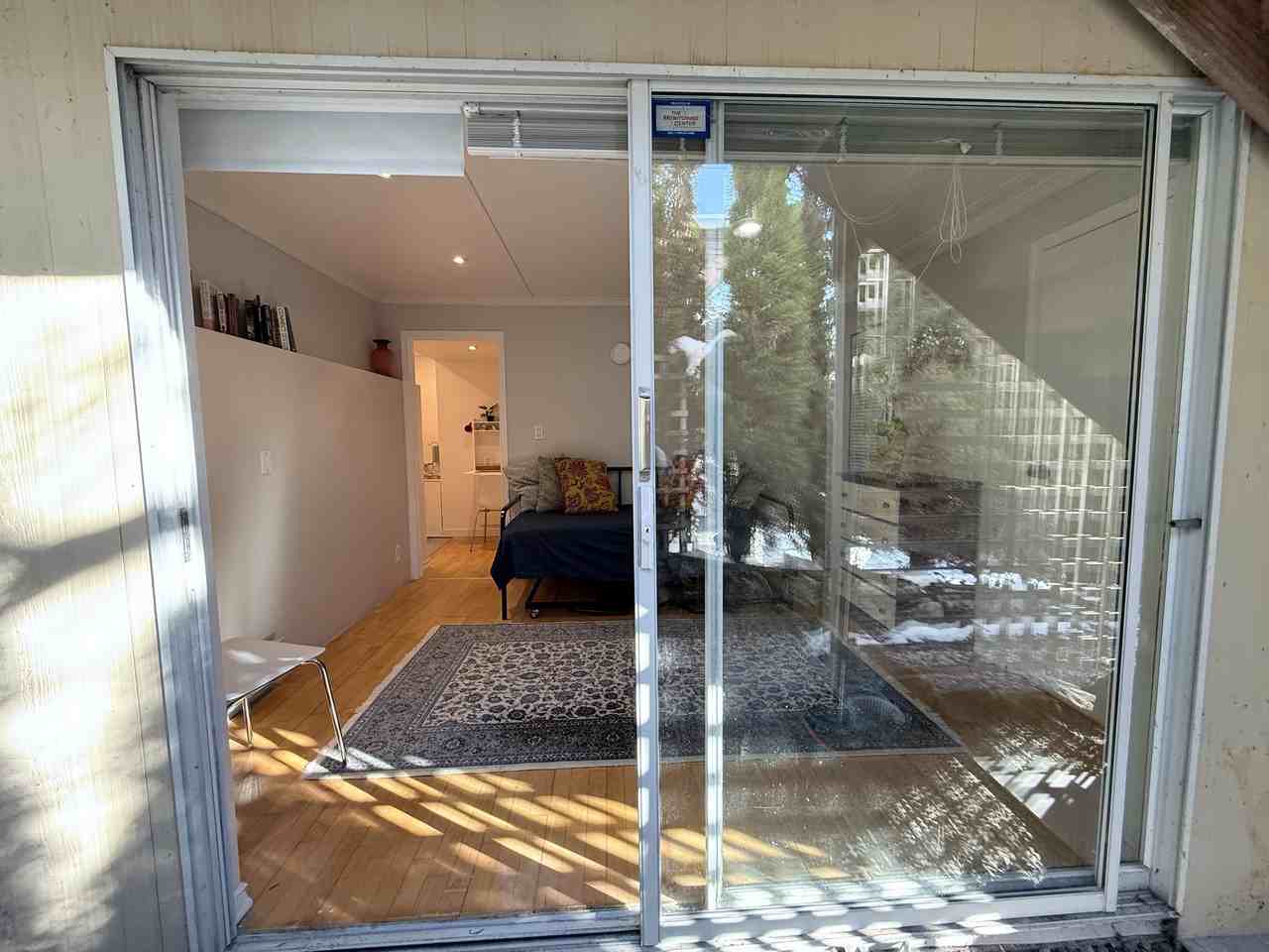 1295 Ottawa Avenue - Photo 3 of 12