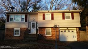 16 Oak Leaf Ln - Photo 1 of 1