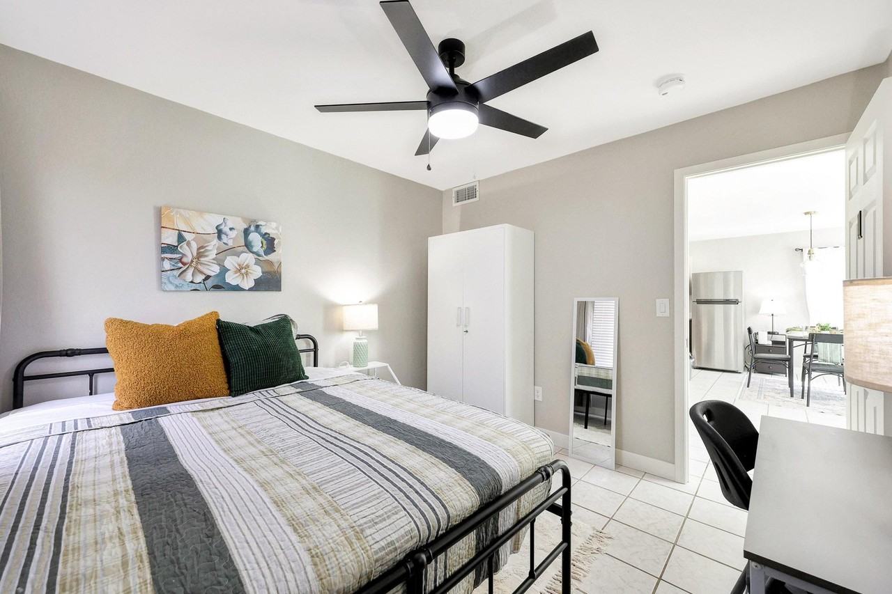 N 89th Dr - Photo 2 of 15