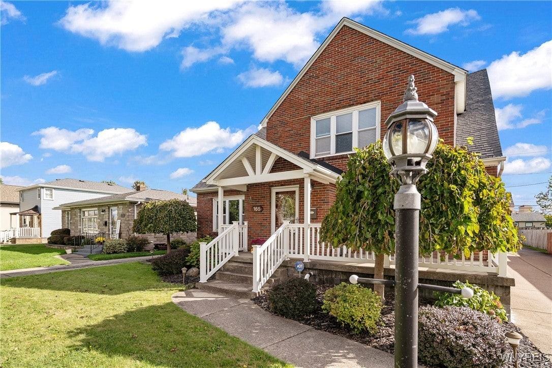 165 Carmen Rd - Photo 2 of 31