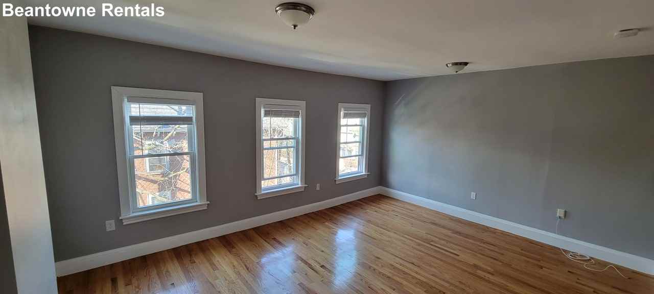 Mount Pleasant Pl #2 - Photo 5 of 13