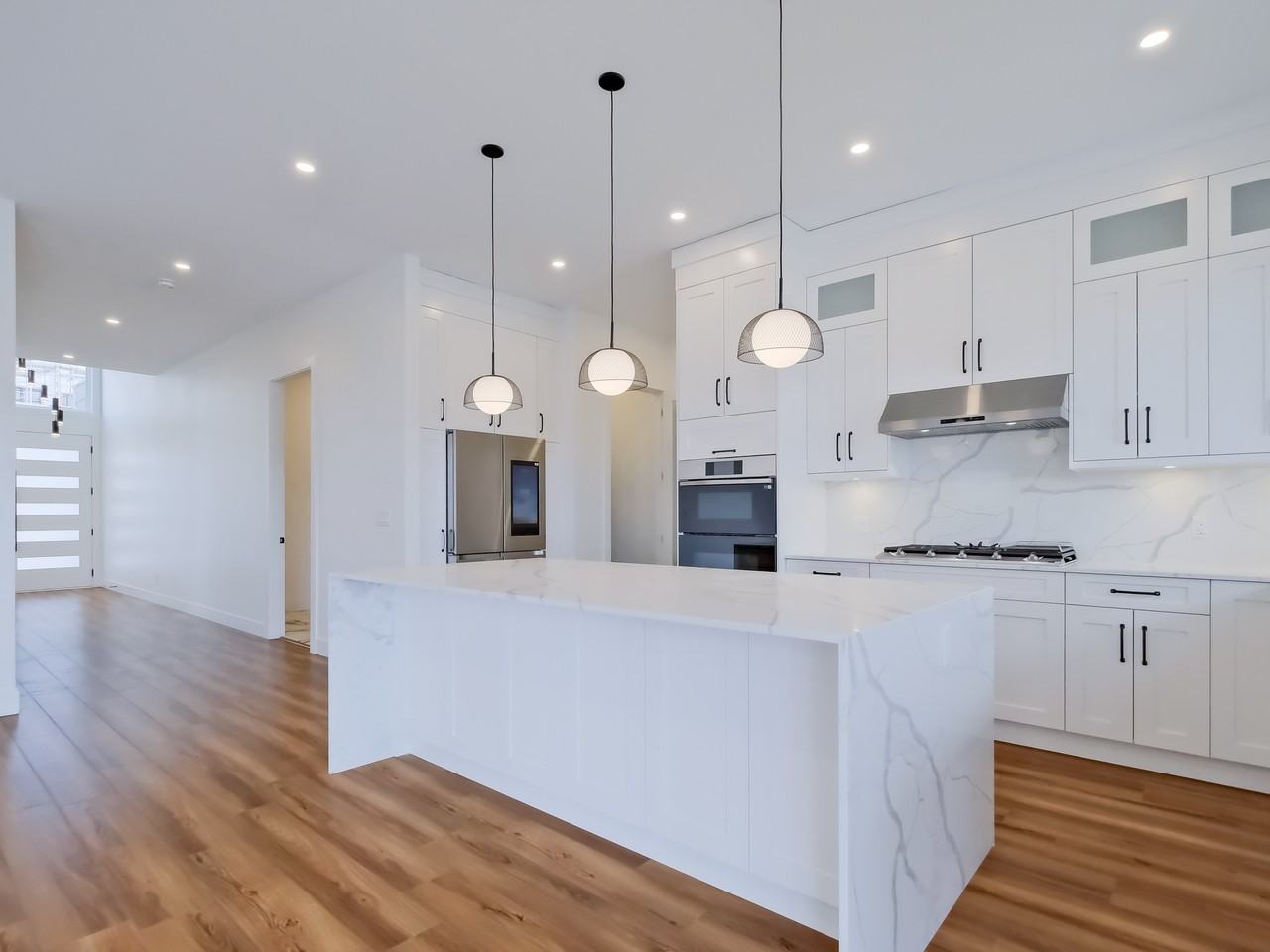 1097 Antler Drive - Photo 7 of 40