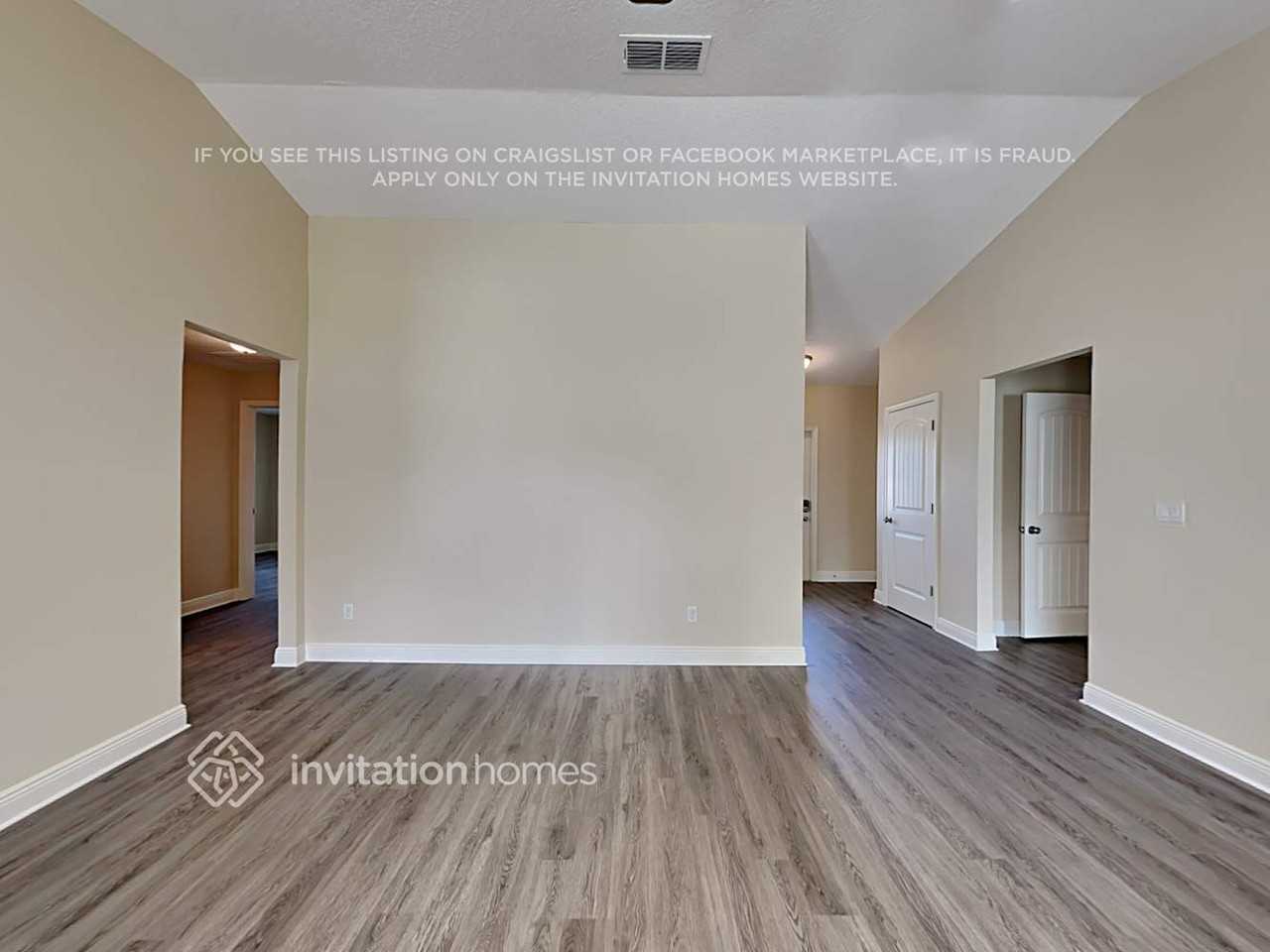 462 Nw Riverside Dr - Photo 3 of 17