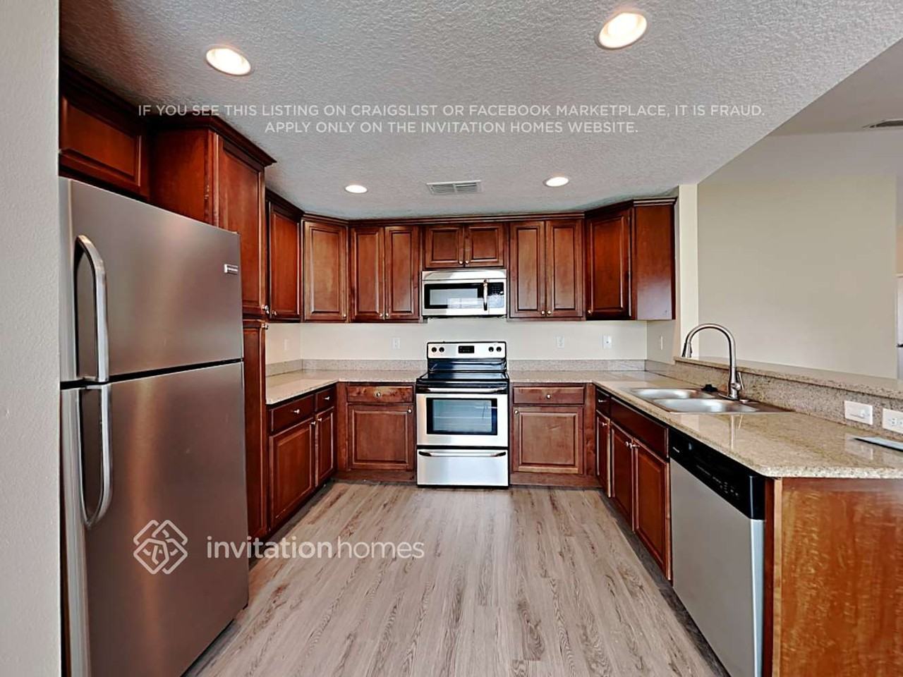 462 Nw Riverside Dr - Photo 5 of 17