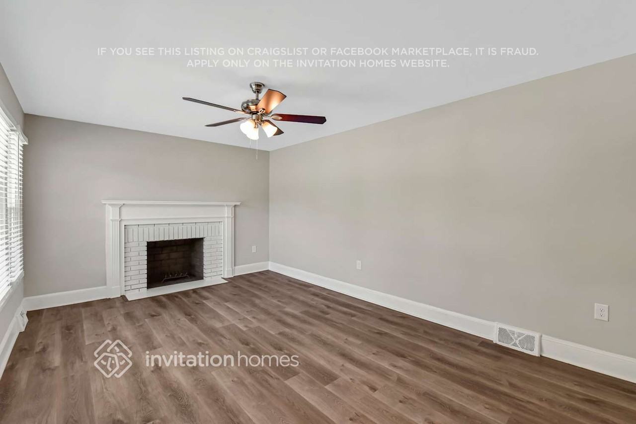 4133 Seaforth Dr - Photo 6 of 26