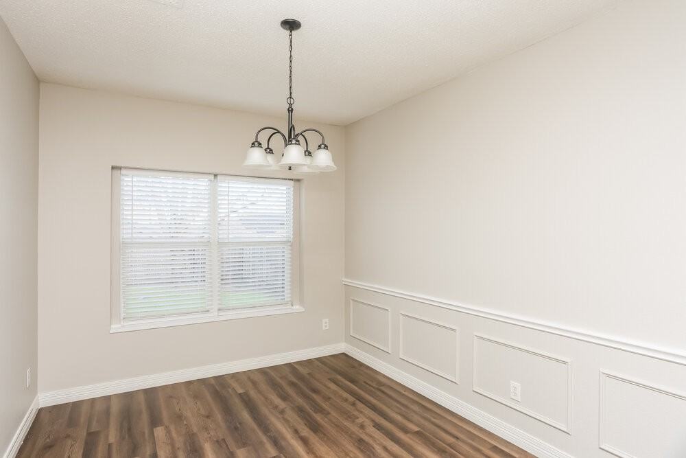 1530 Aberdeen Dr - Photo 6 of 17