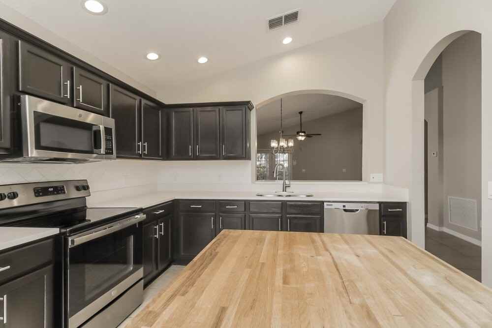 10139 Rivers Trail Dr - Photo 6 of 16