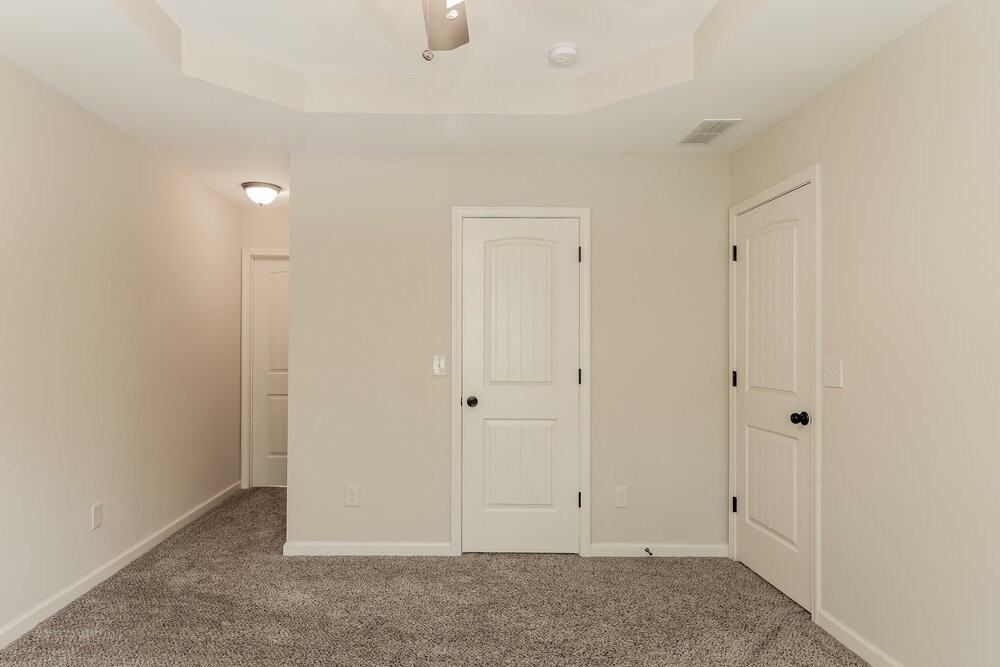 100 Comet Ct - Photo 7 of 15